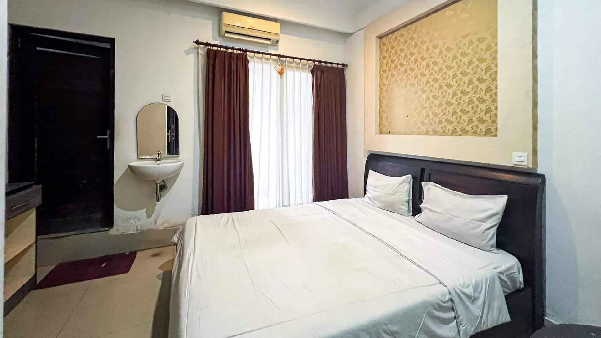 Reddoorz At Napura Homestay Teuku Umar Denpasar 2*, Denpasar (Bali)